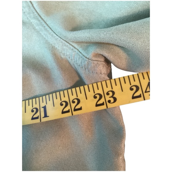 Chico's Olive Shacket - Picture 7 of 7